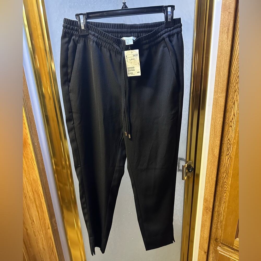 H&M Black Straight Pull On‎ Elastic Waist Pants Slacks Size 8